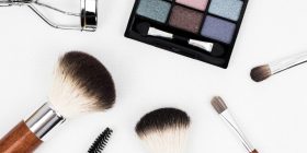 makeup-brush-1761648_1280